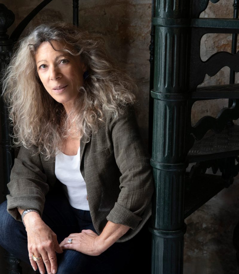 Barbara Cassin (c) Céline Nieszawer @ Flammarion